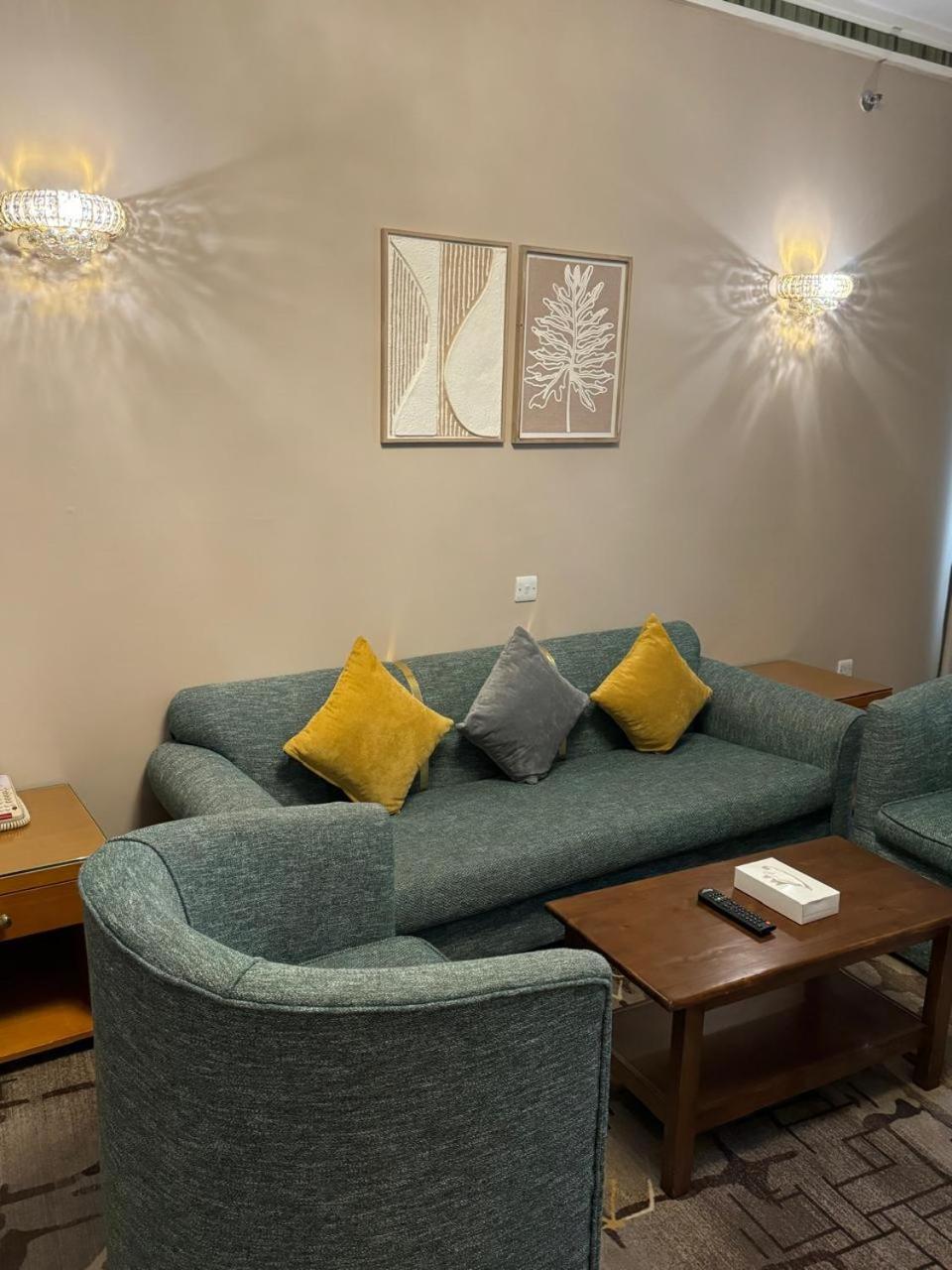 Emaar Grand Hotel Μέκκα Εξωτερικό φωτογραφία A living room in a hotel